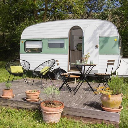 Ma Caravane Dans Les Collines Villeneuve-la-Comptal 外观 照片