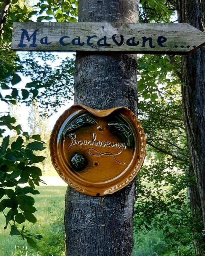 Ma Caravane Dans Les Collines Villeneuve-la-Comptal 外观 照片